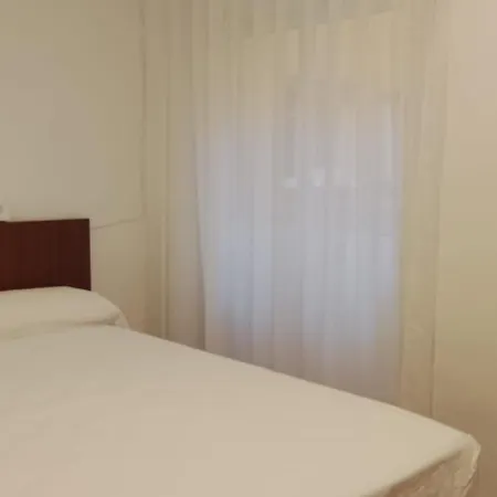 A 100 M De La Playa Appartement *