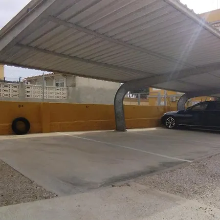 A 100 M De La Playa Appartement